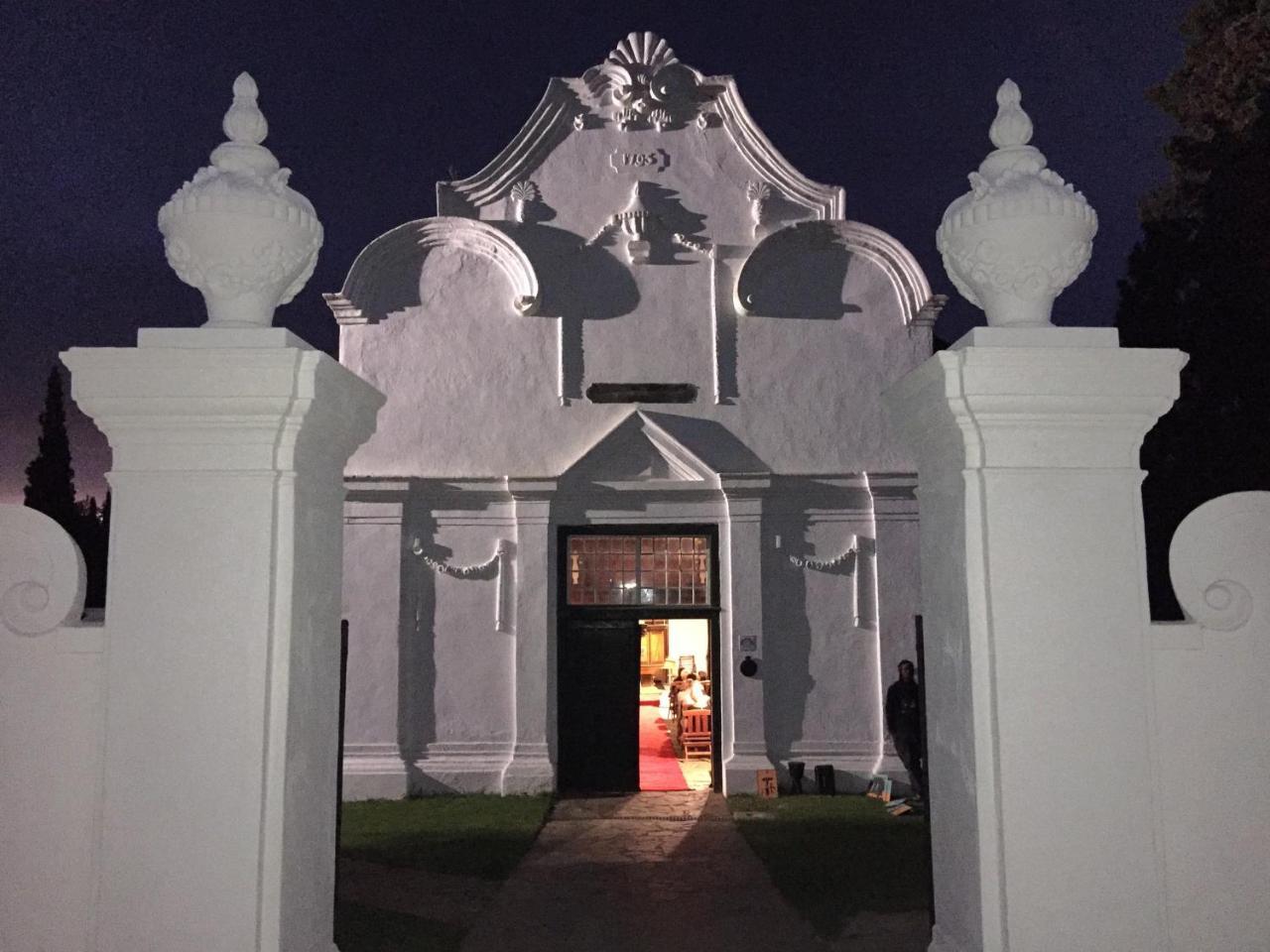 Epistay Tulbagh Luaran gambar